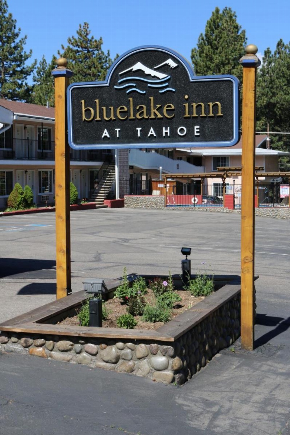 Bluelake Inn @ Heavenly Village Image 11